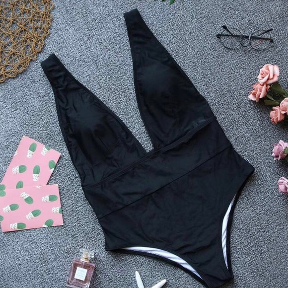 New! Swimsuit! - Picture 2 of 6